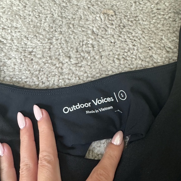 Outdoor Voices Black Cutout Back Court/Pickleball Dress With Shorts - Picture 3 of 7